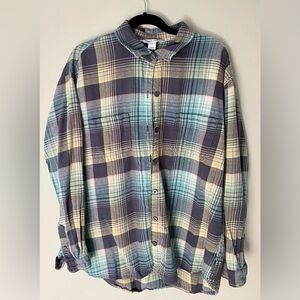 “boyfriend flannel”